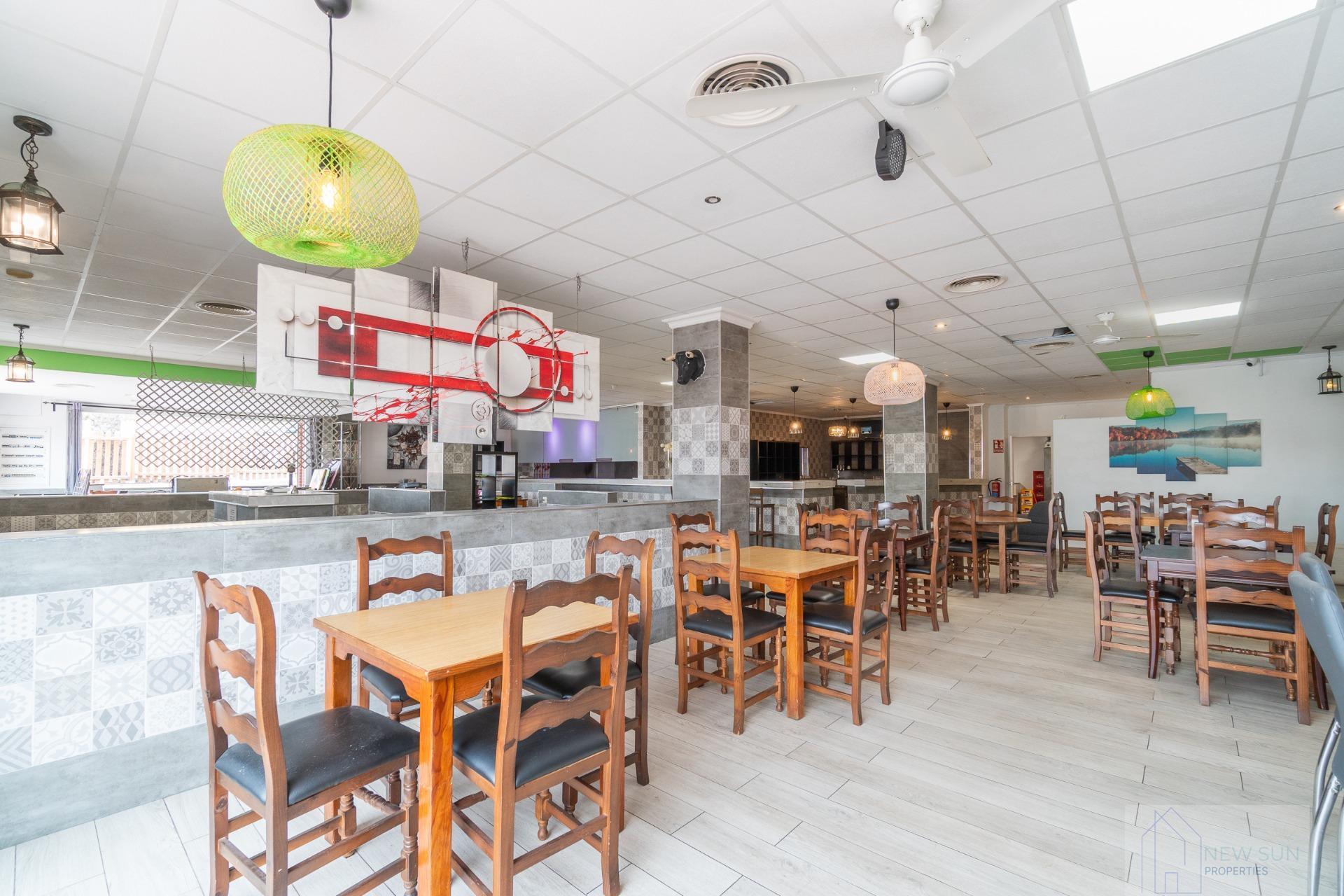 For rent of premises in San Fulgencio