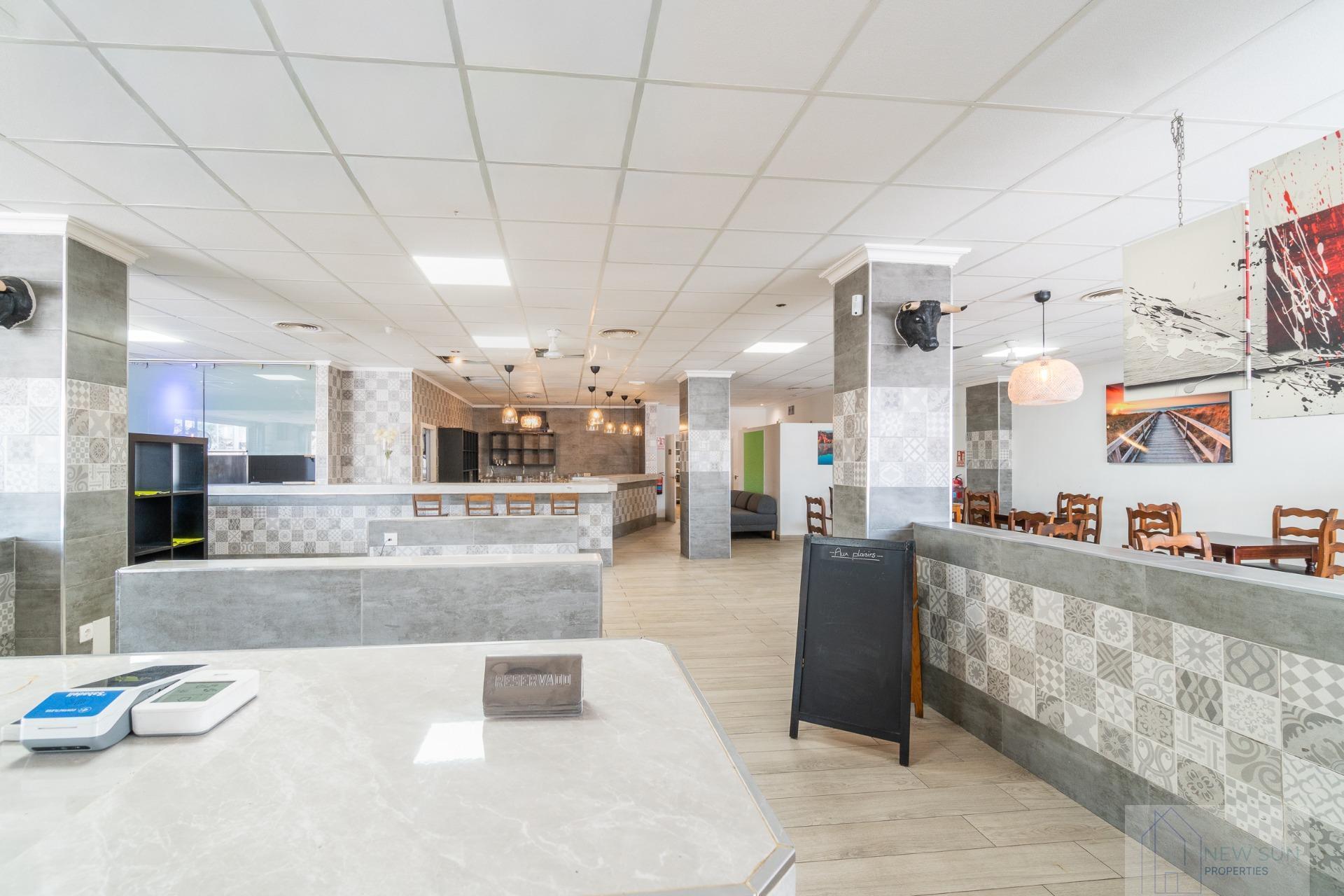 For rent of premises in San Fulgencio