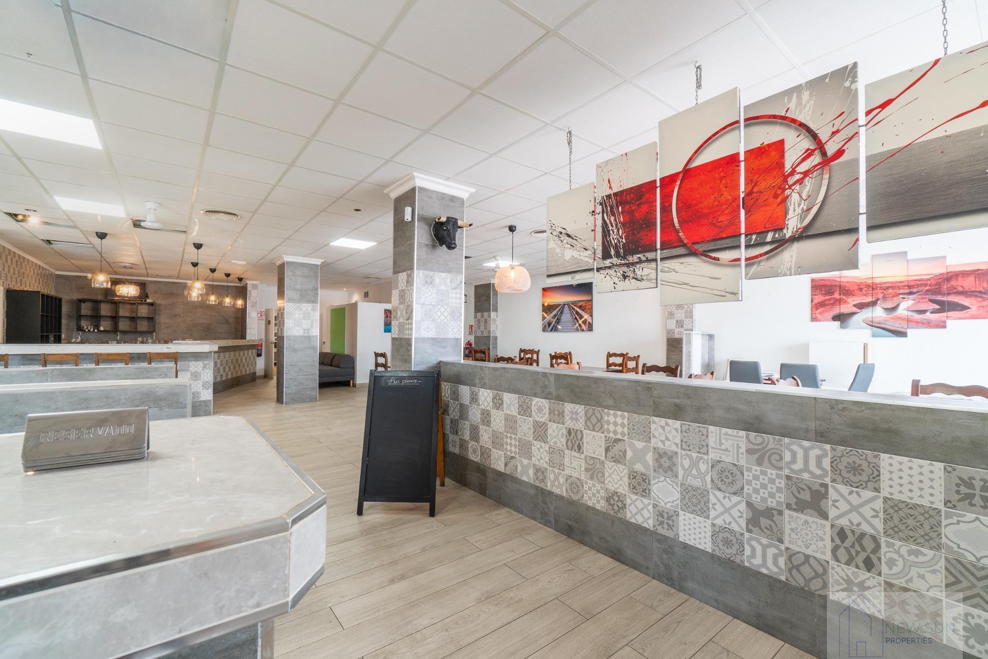 For rent of premises in San Fulgencio