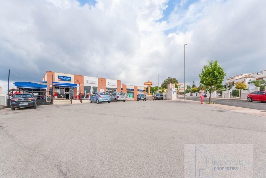 For rent of premises in San Fulgencio