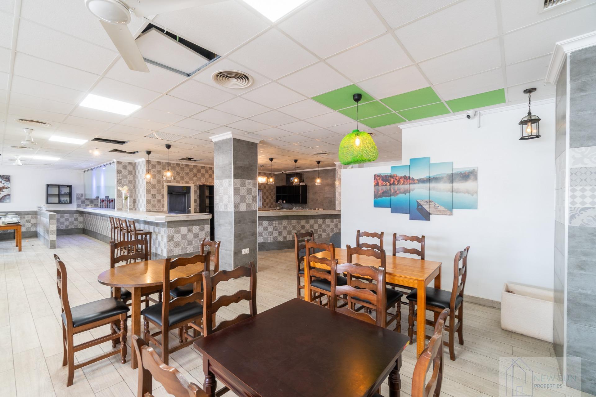 For rent of premises in San Fulgencio