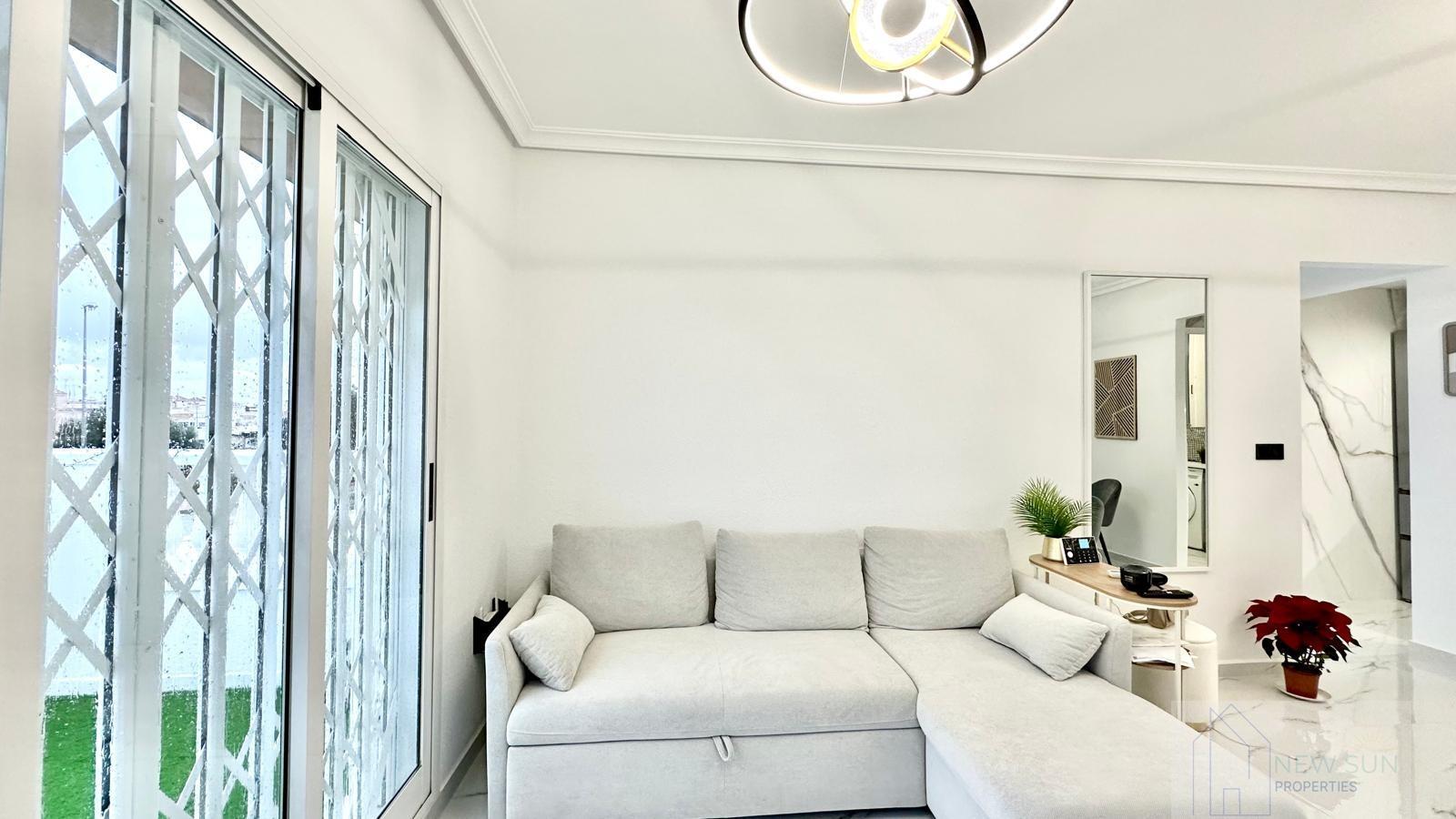 For sale of bungalow in Orihuela Costa