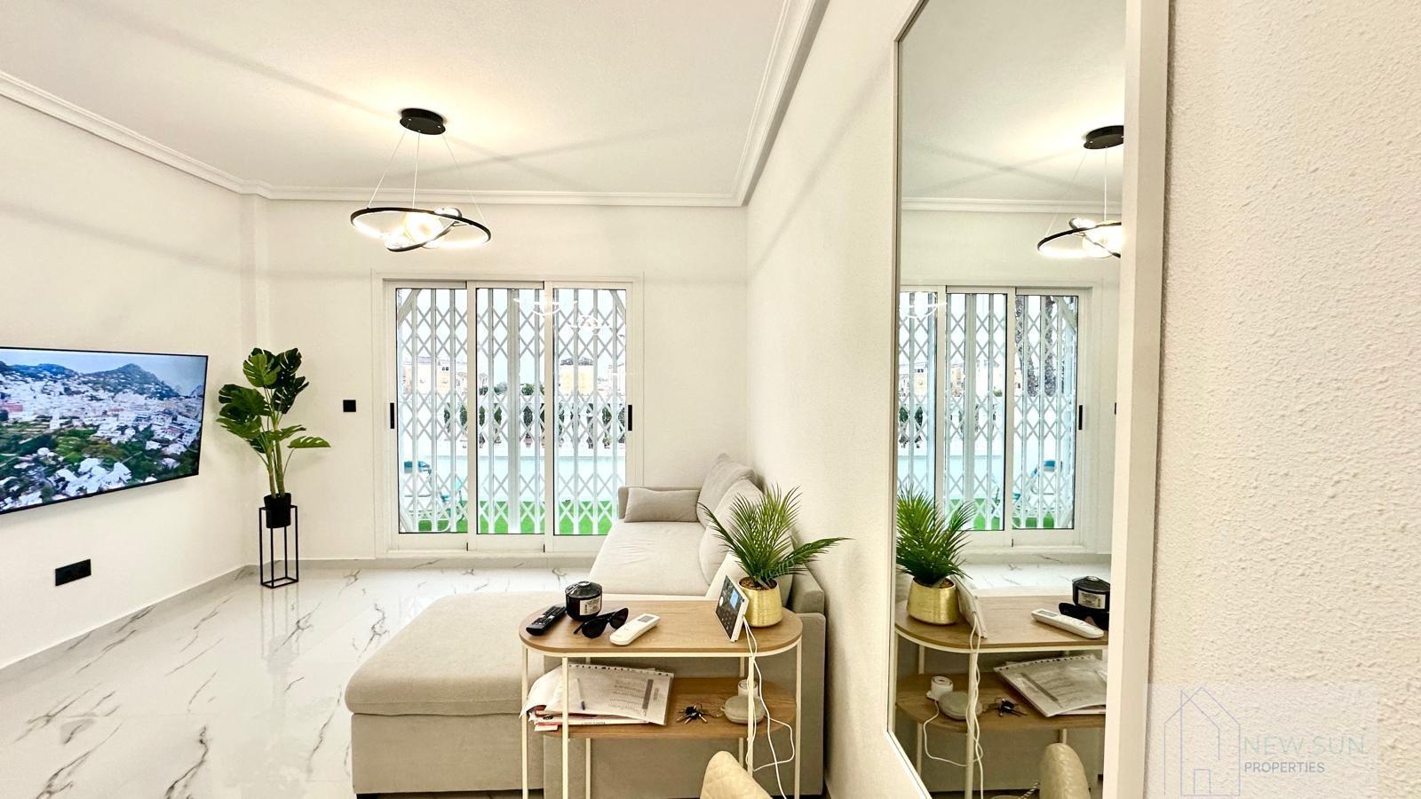 For sale of bungalow in Orihuela Costa