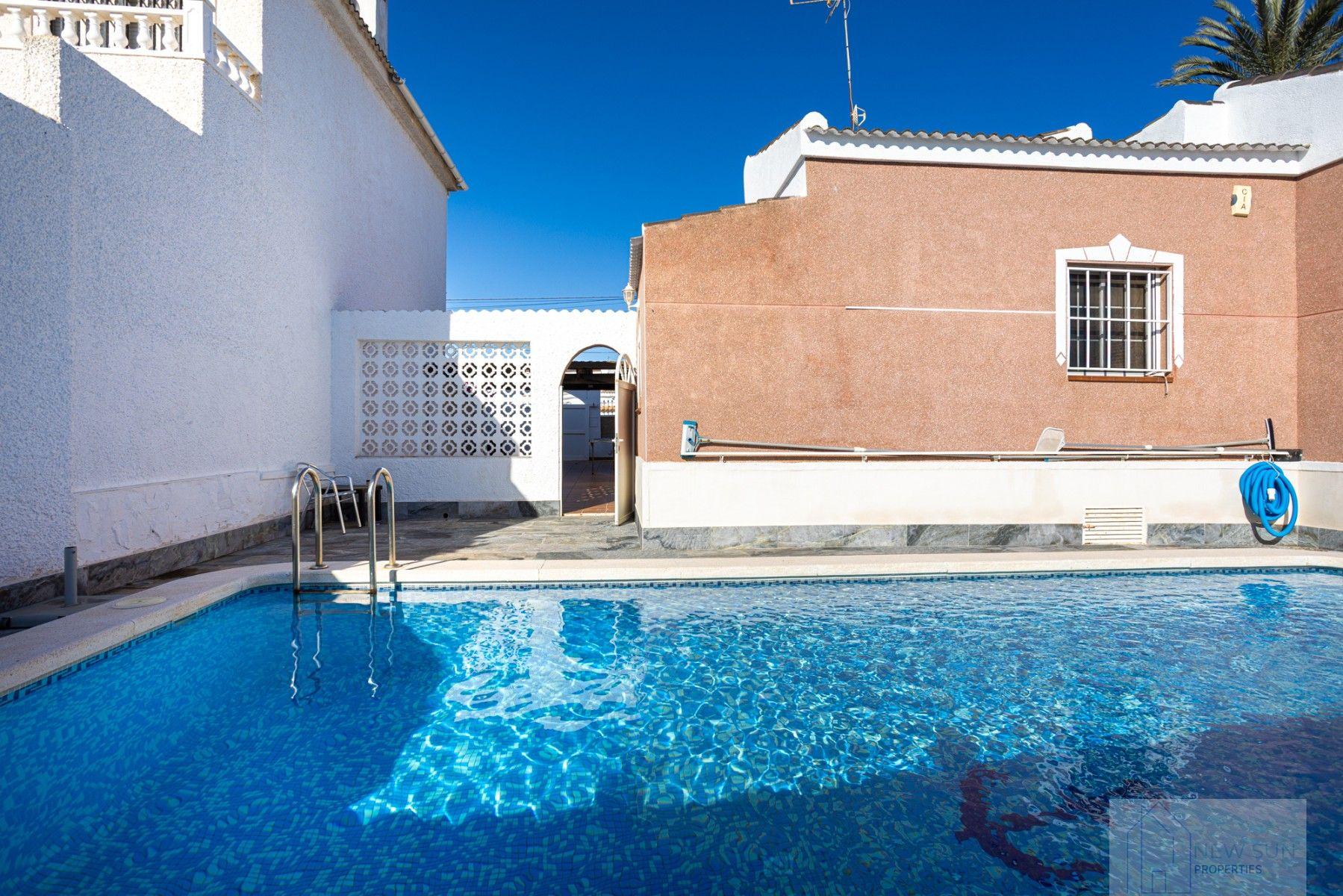 Venta de chalet en Torrevieja