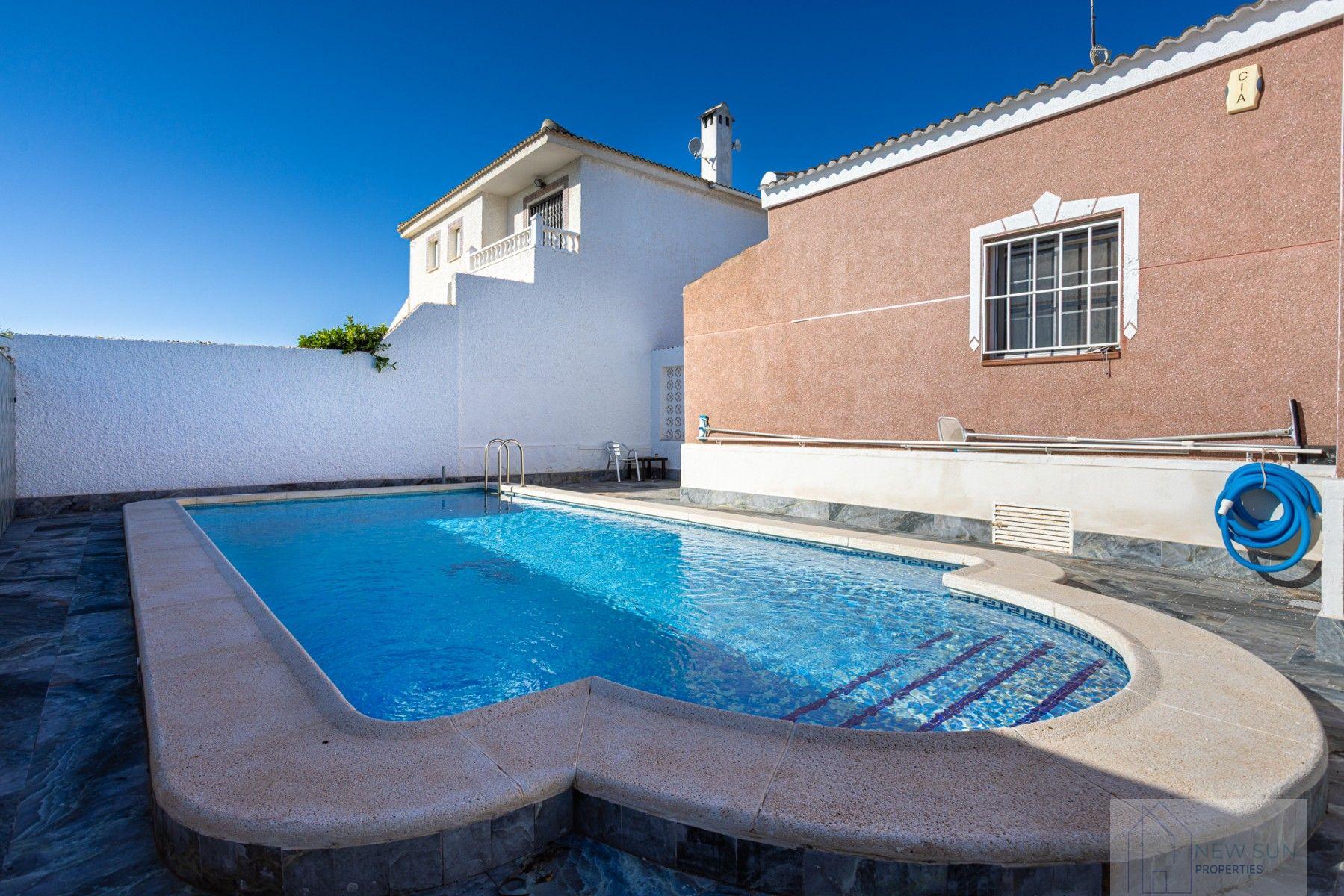 Venta de chalet en Torrevieja