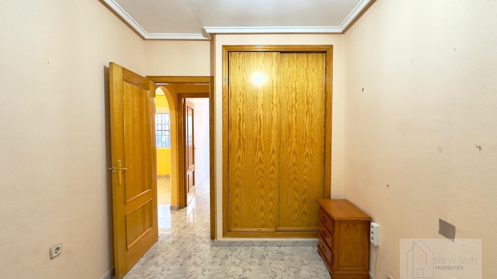 For sale of ground floor in Torrevieja