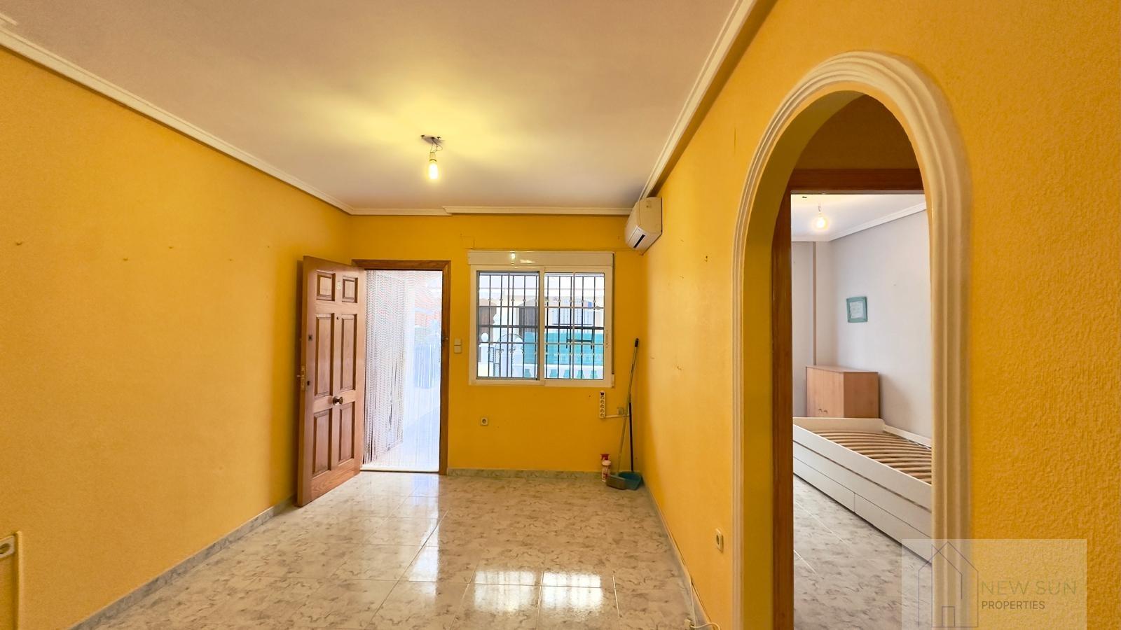 For sale of ground floor in Torrevieja