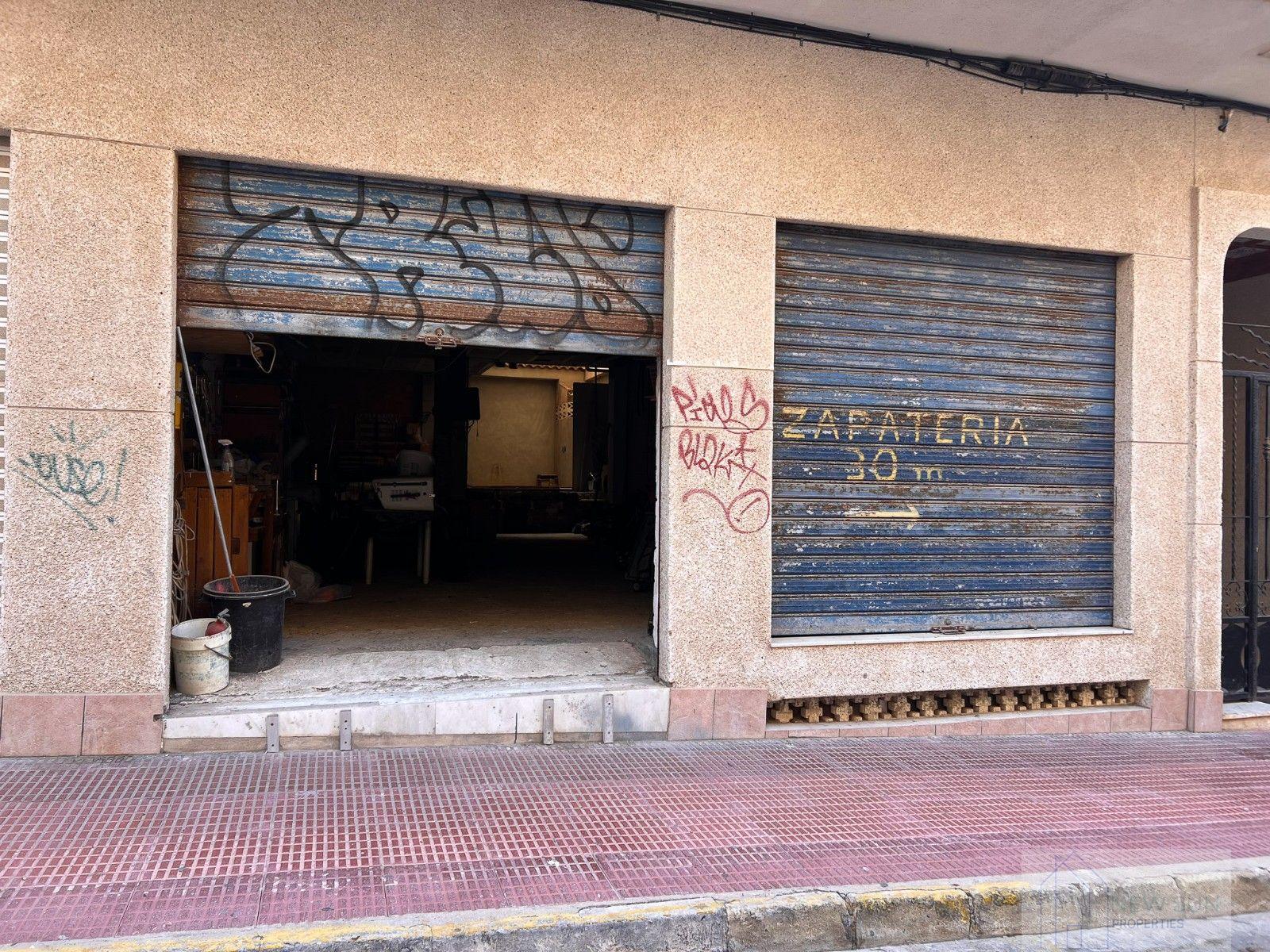 Venta de local en Guardamar del Segura