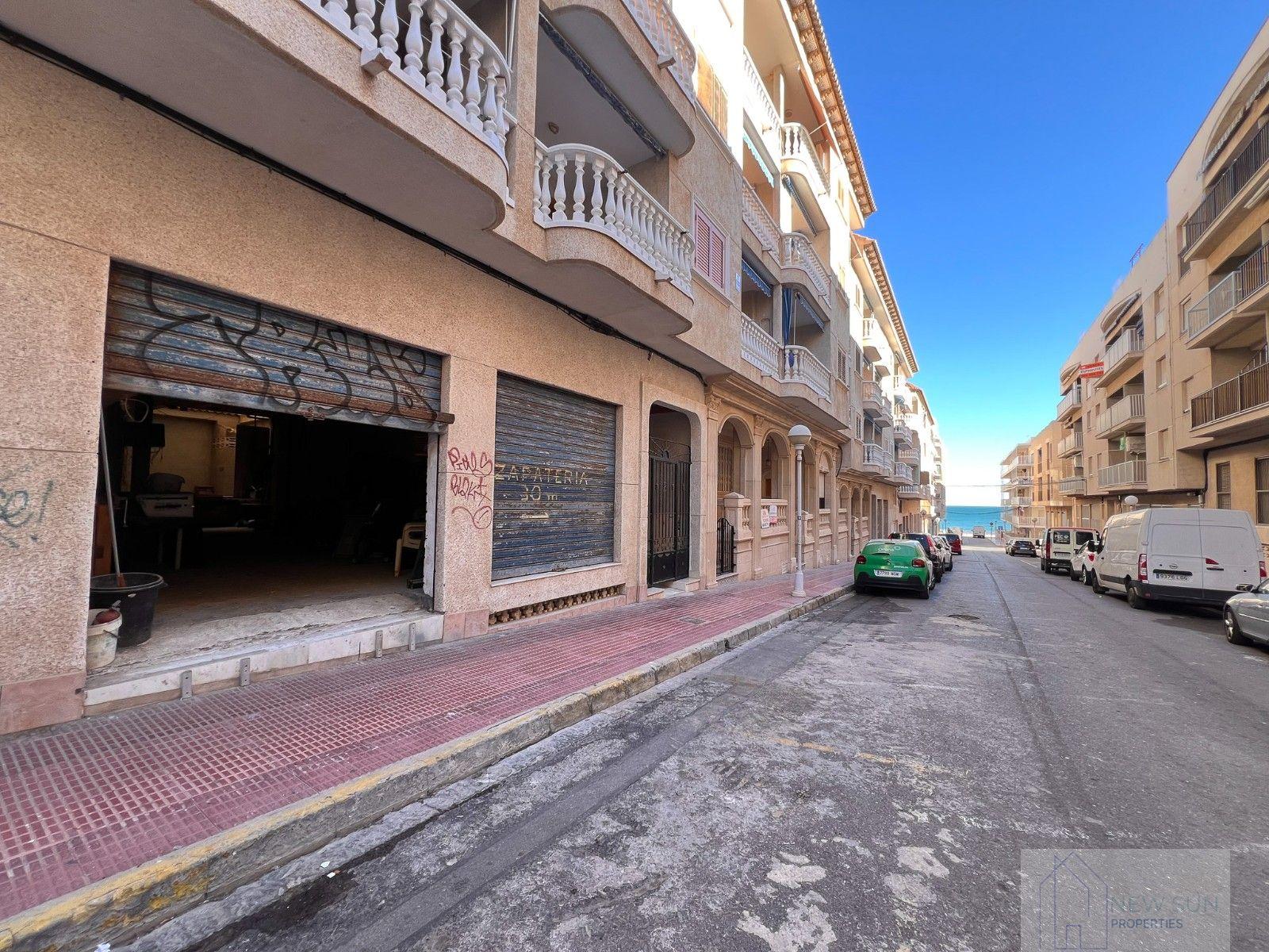 Venta de local en Guardamar del Segura