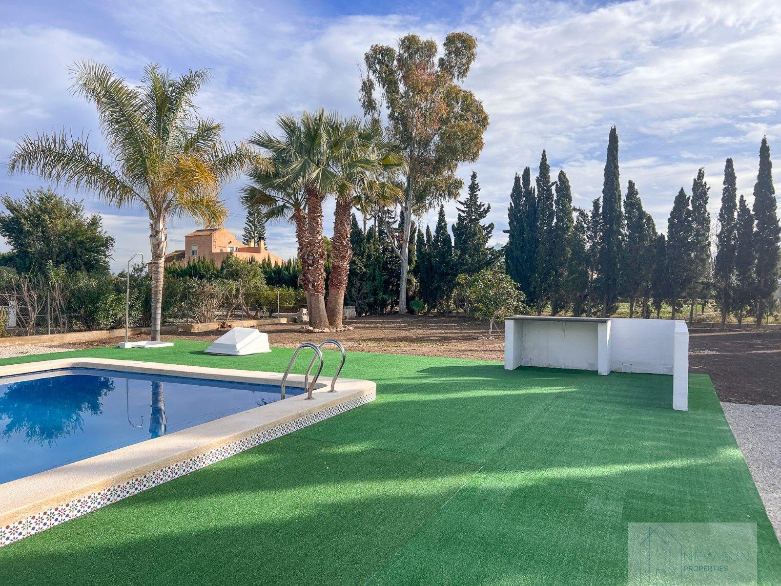 Venta de villa en Dolores