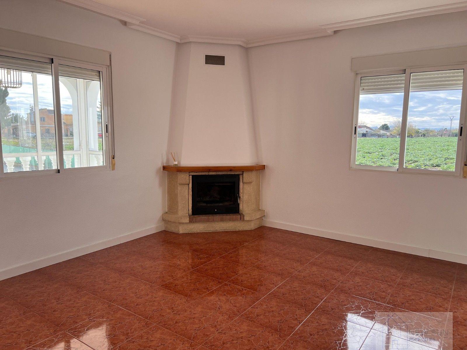 Venta de villa en Dolores