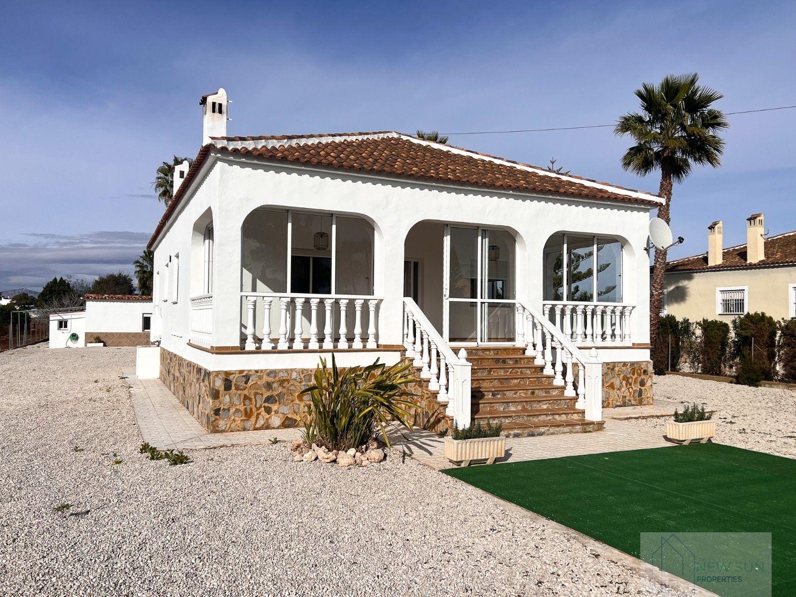 Venta de villa en Dolores