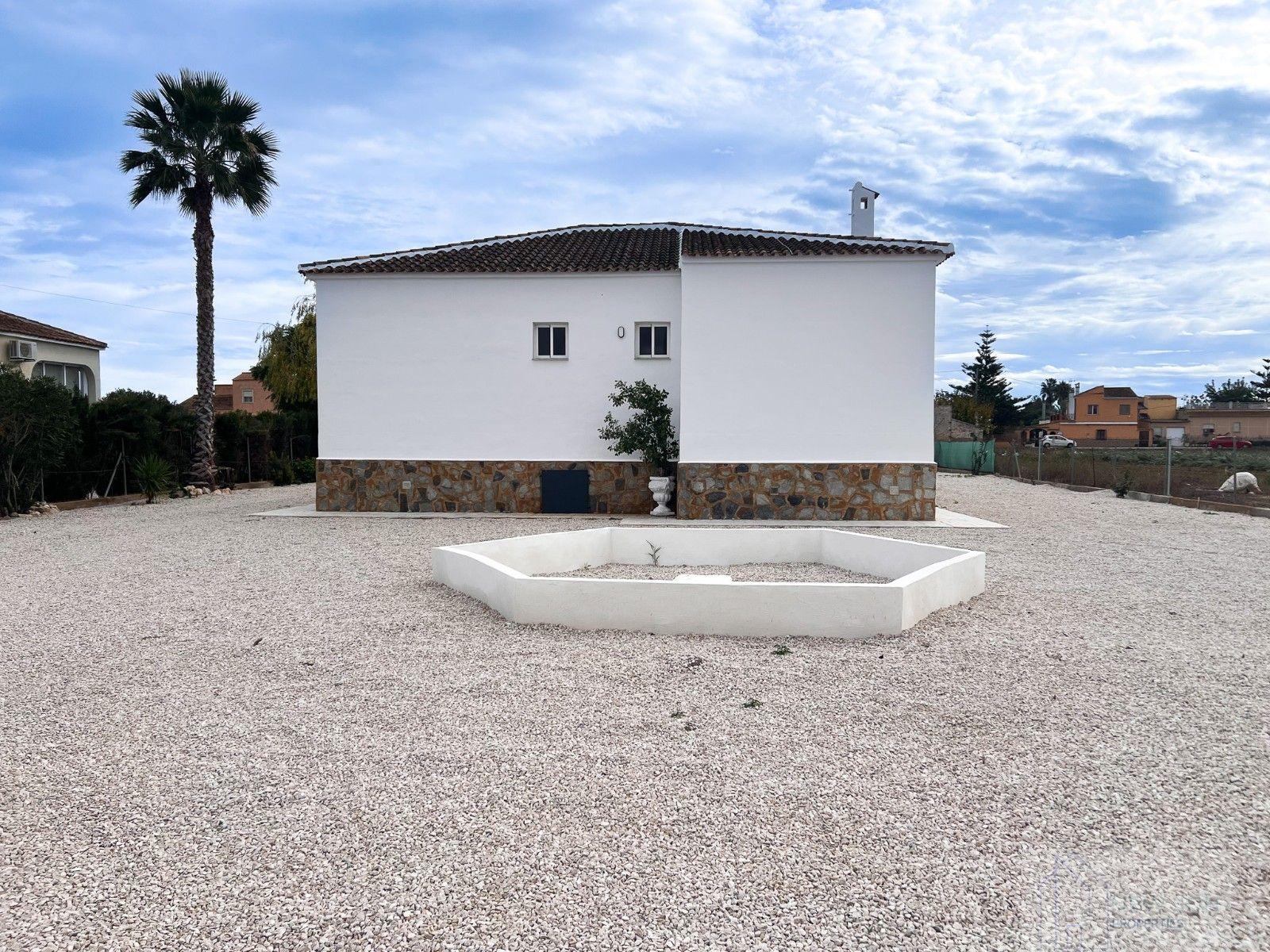 Venta de villa en Dolores
