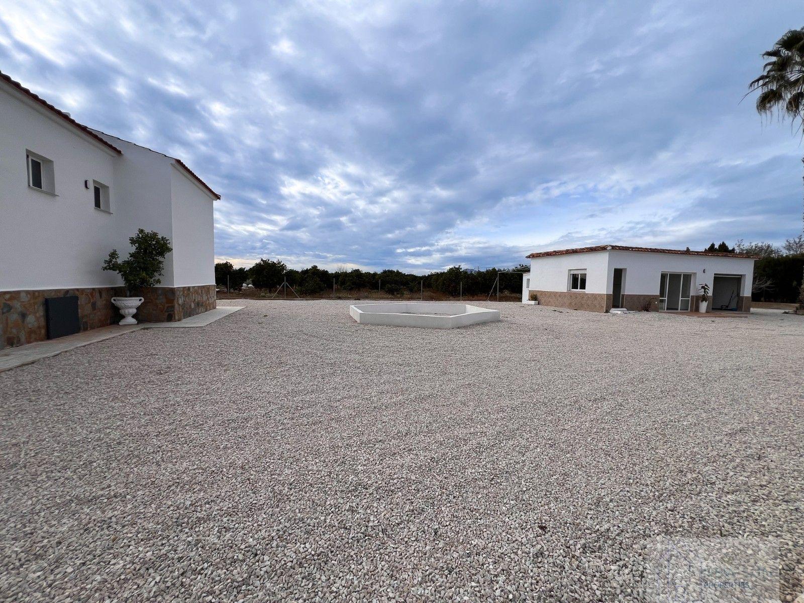 Venta de villa en Dolores
