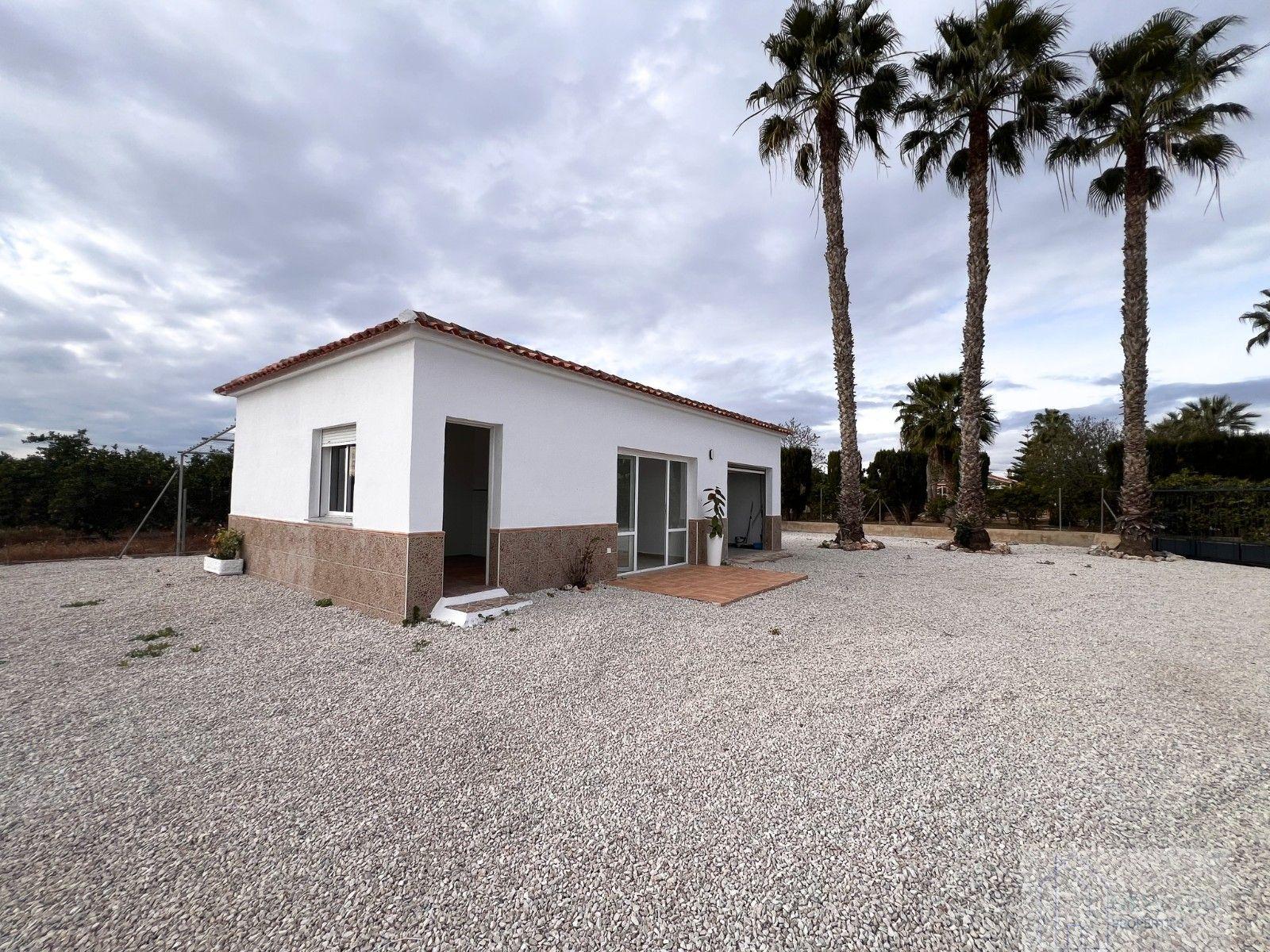 Venta de villa en Dolores