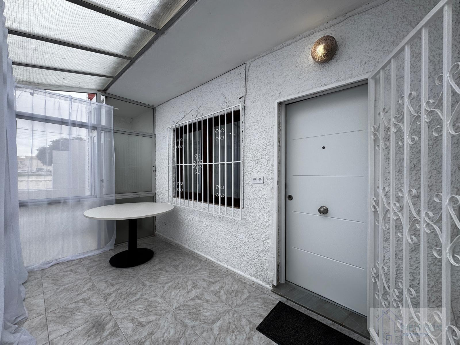 For sale of bungalow in Torrevieja