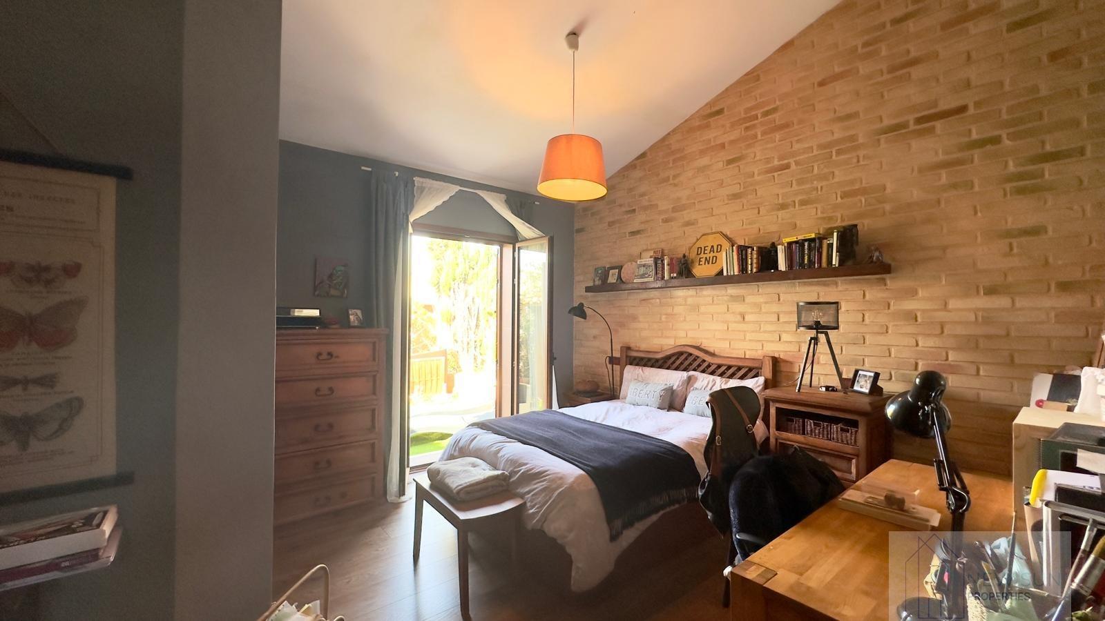 For sale of chalet in Torrevieja