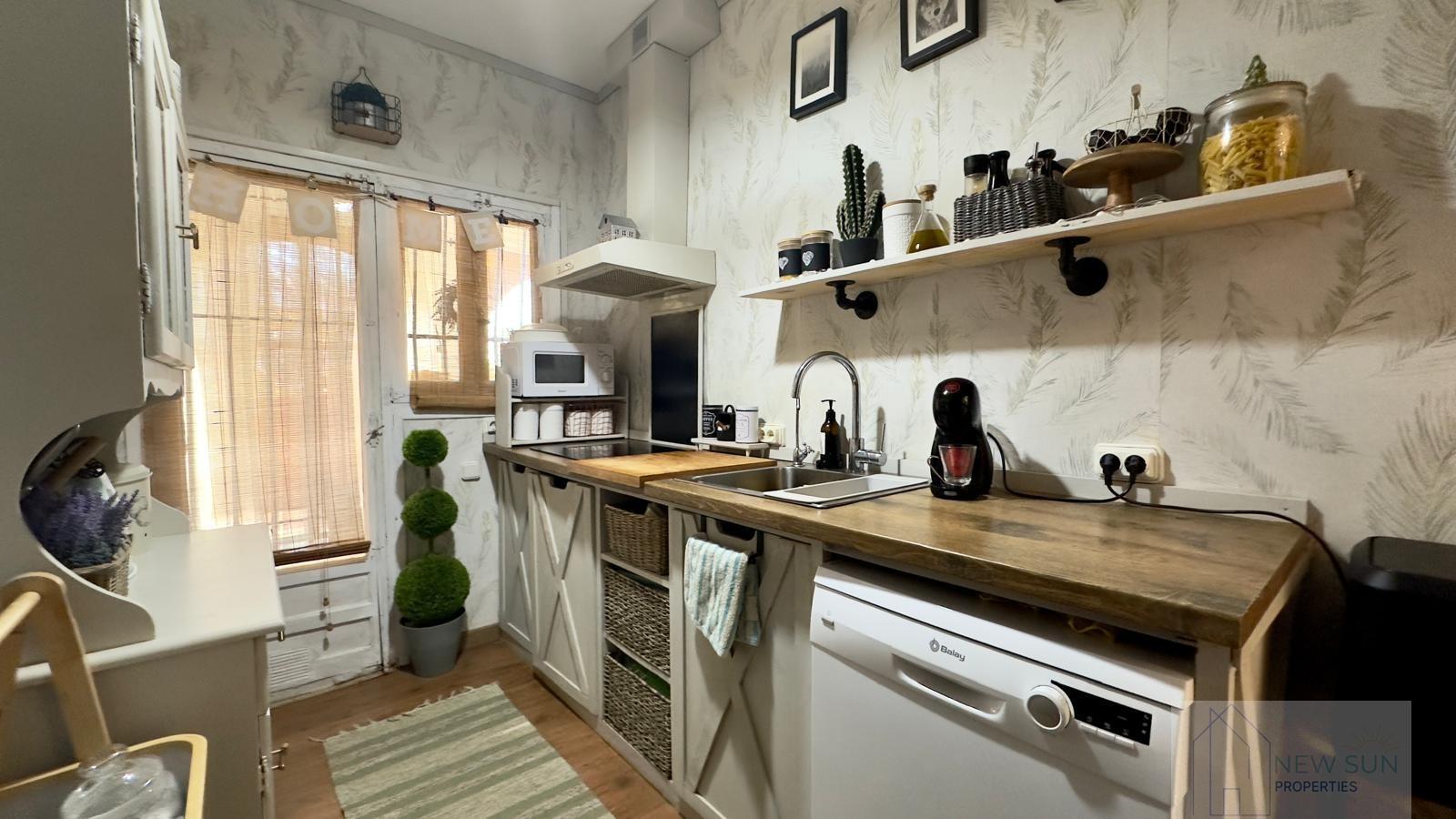 For sale of chalet in Torrevieja