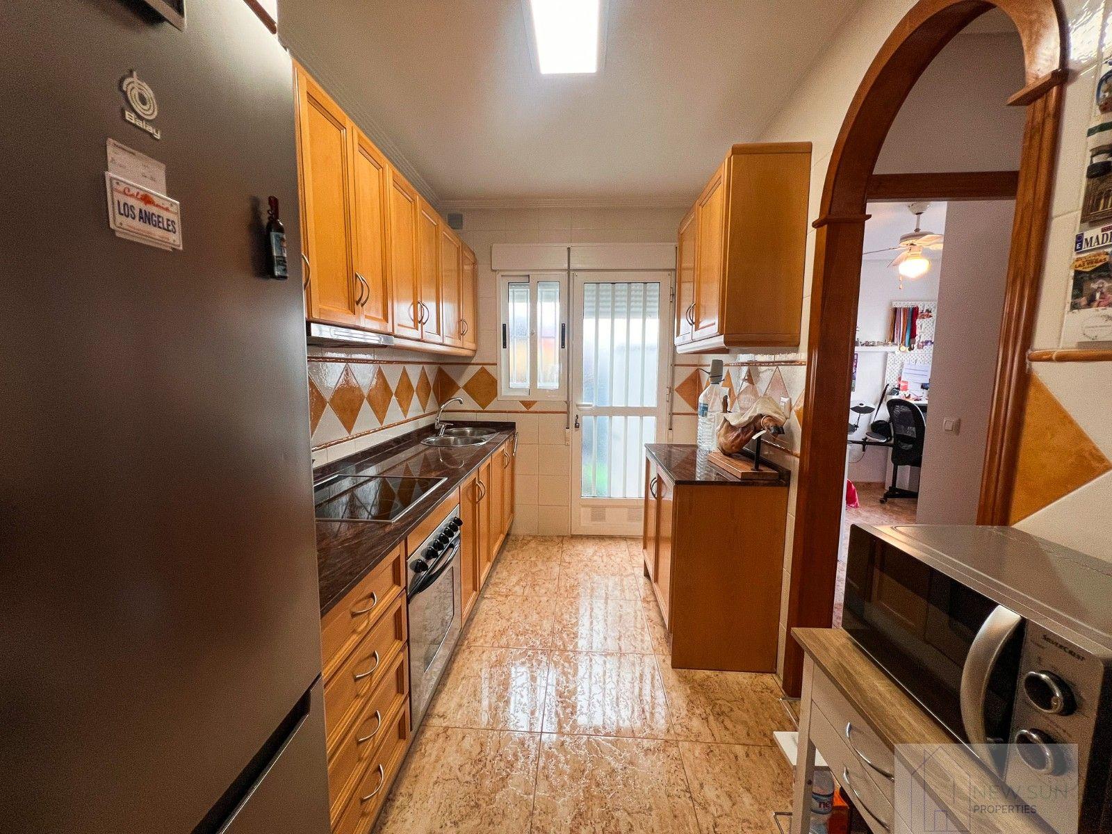 For sale of villa in Guardamar del Segura