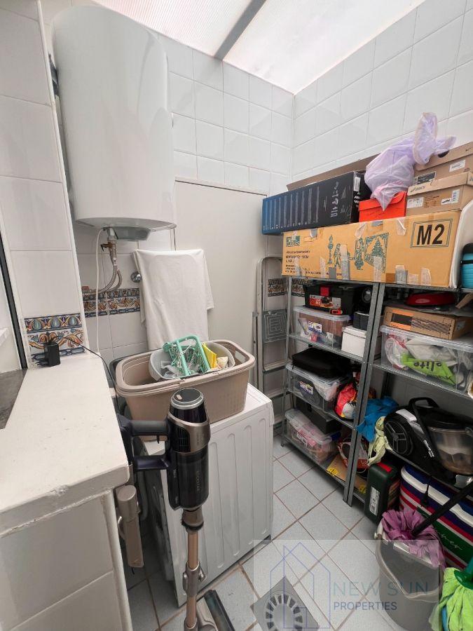 For sale of villa in Guardamar del Segura