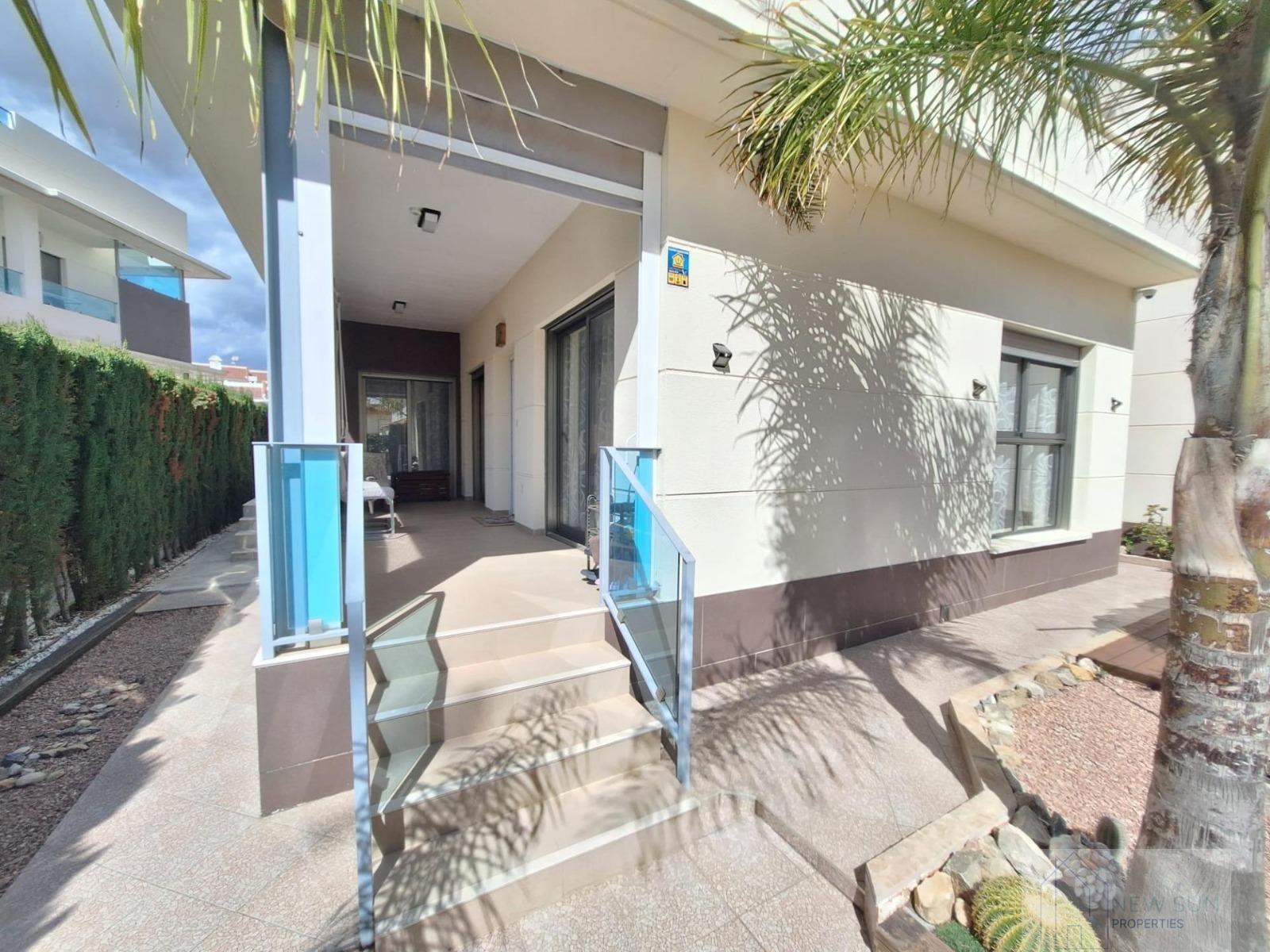 For sale of chalet in Benijofar