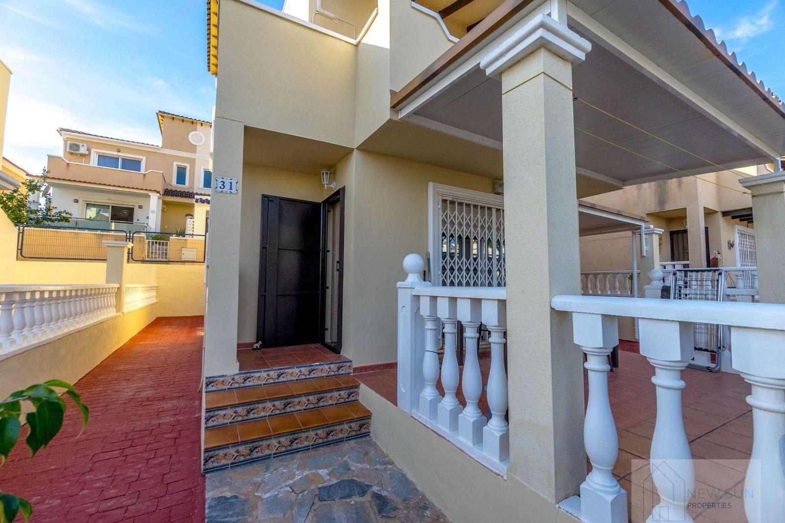 Venta de casa en San Miguel de Salinas