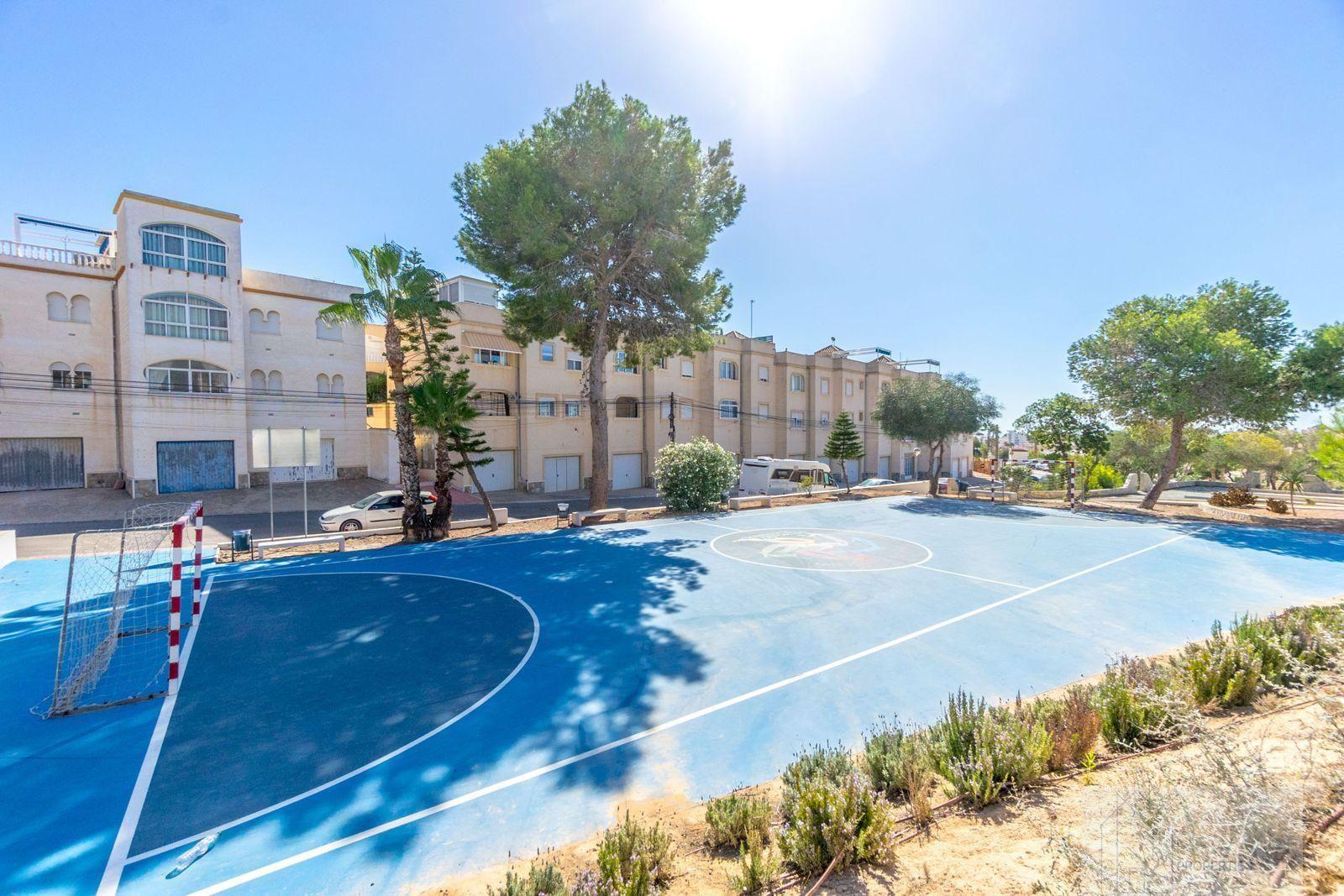 Venta de casa en San Miguel de Salinas