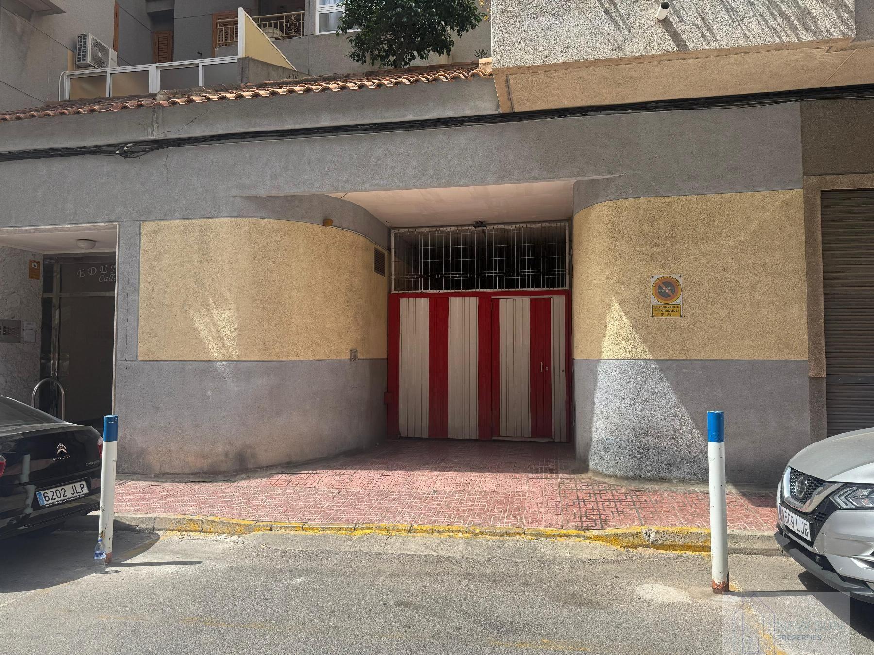 Venta de garaje en Torrevieja