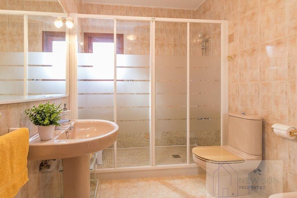 For sale of house in Orihuela Costa