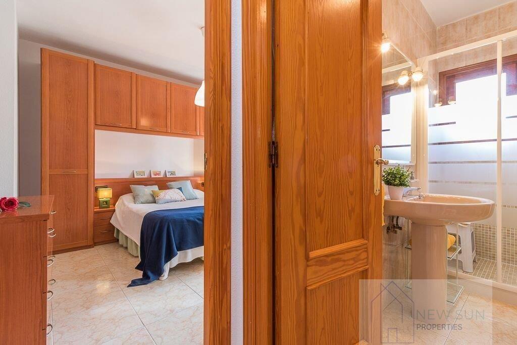 For sale of house in Orihuela Costa