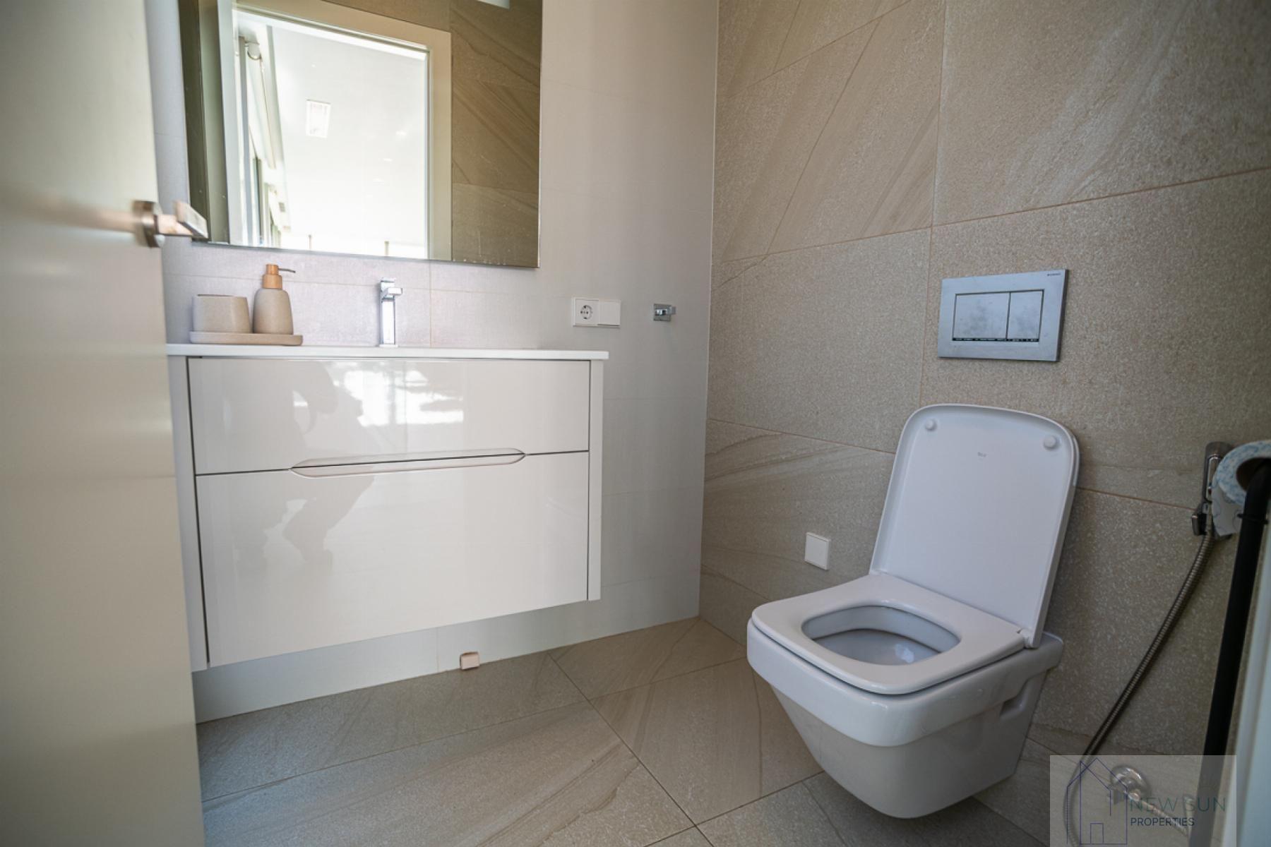 For sale of villa in Orihuela