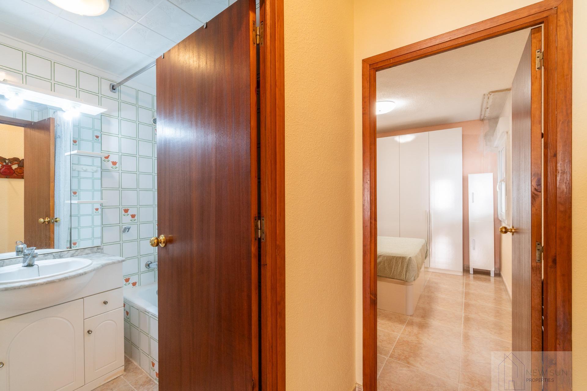 For sale of penthouse in Torrevieja