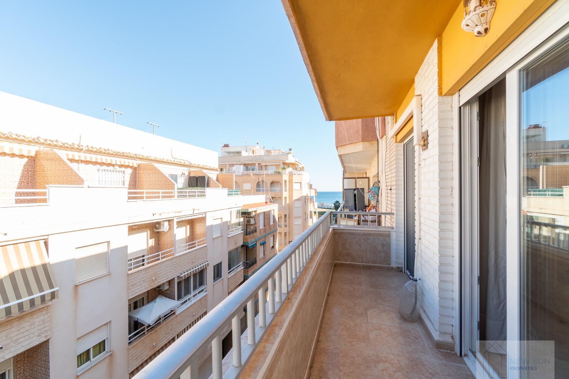 For sale of penthouse in Torrevieja
