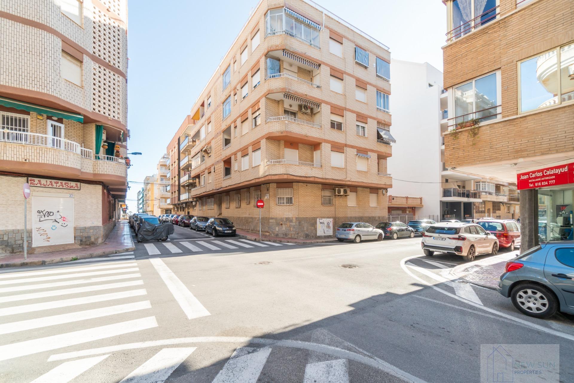 For sale of penthouse in Torrevieja