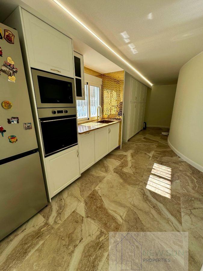 For sale of villa in Rojales