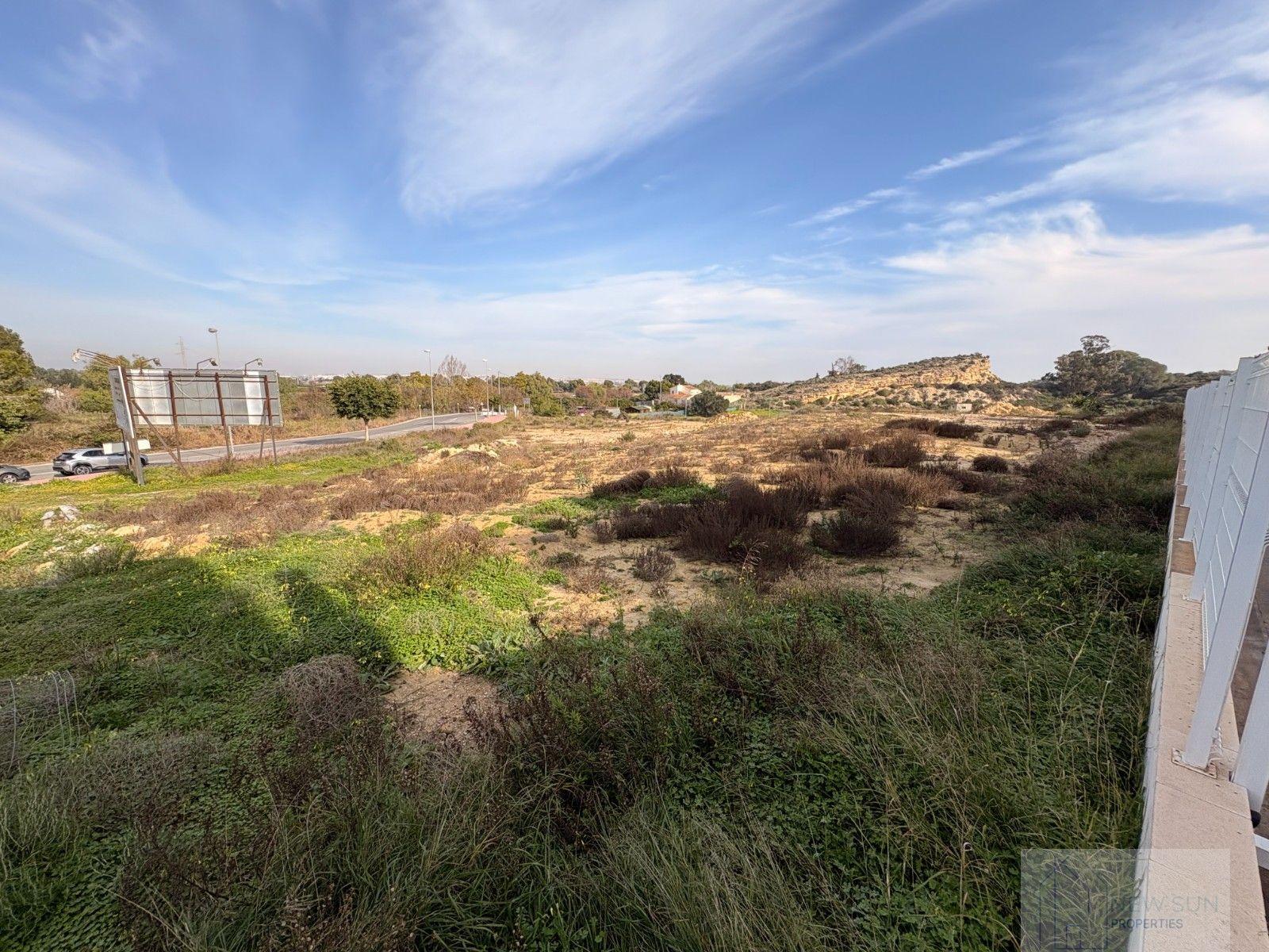 For sale of land in Rojales