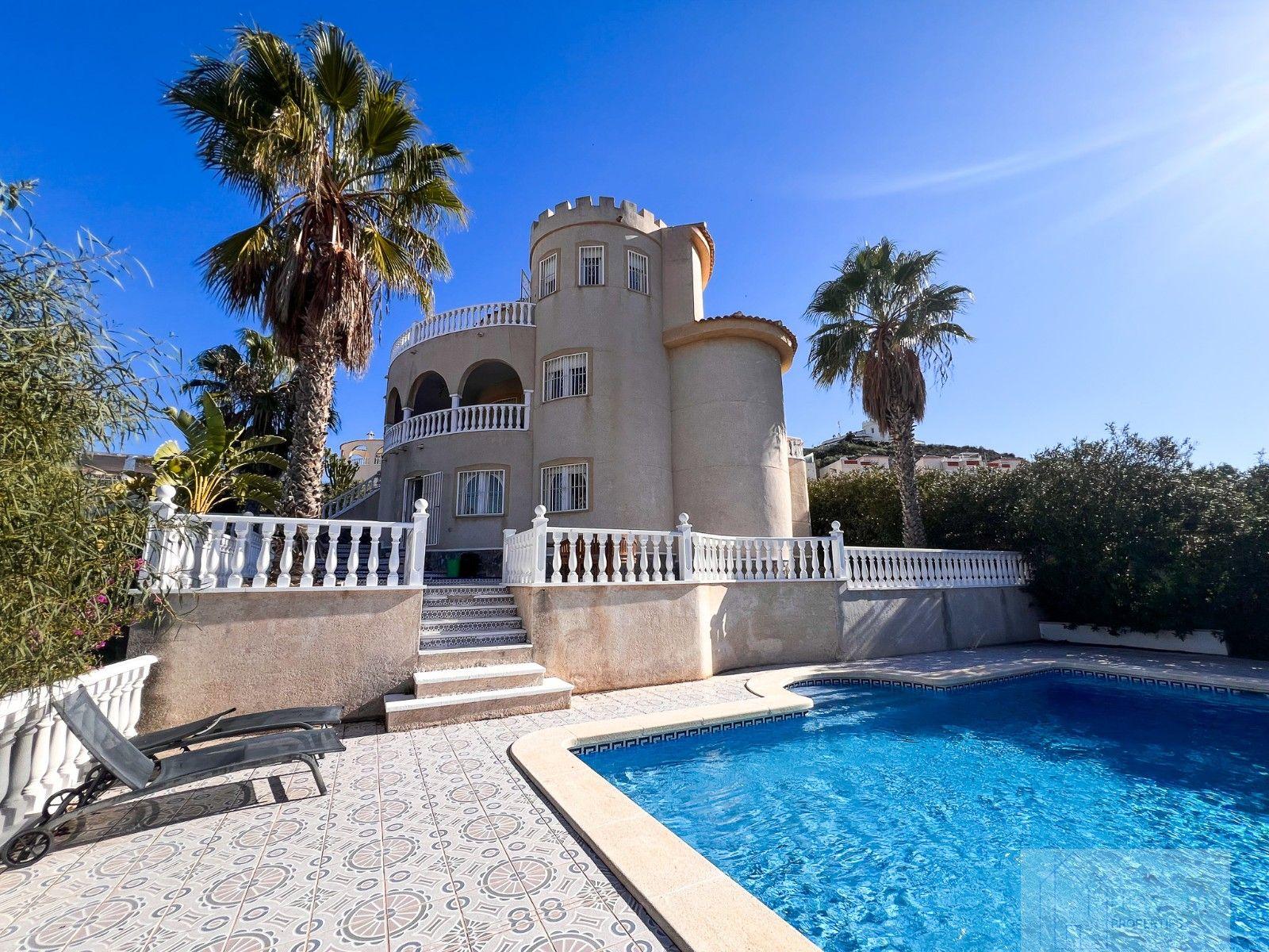 Venta de villa en Rojales