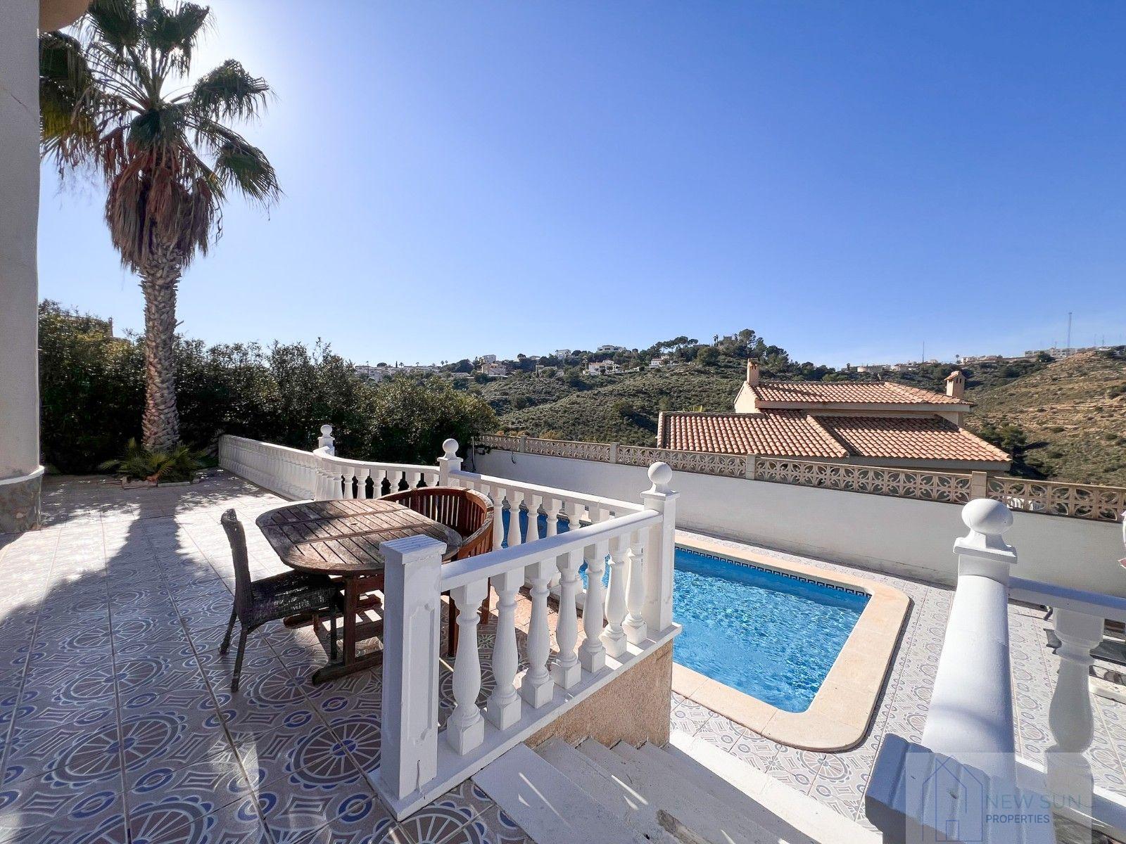 Venta de villa en Rojales