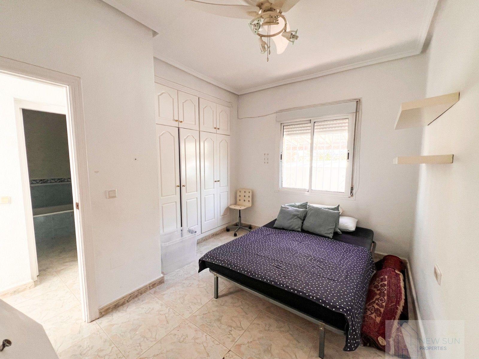 Venta de villa en Rojales