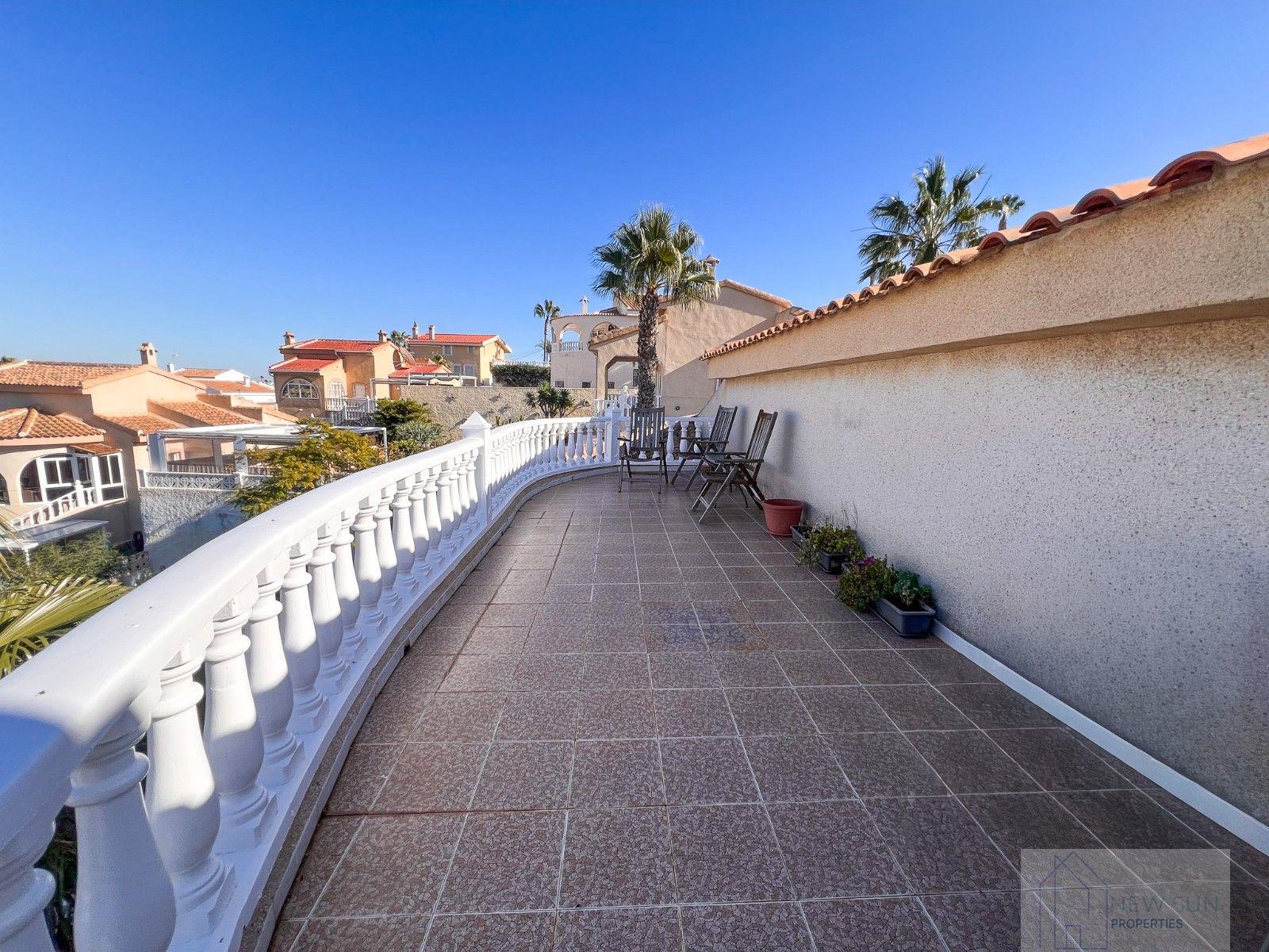 Venta de villa en Rojales