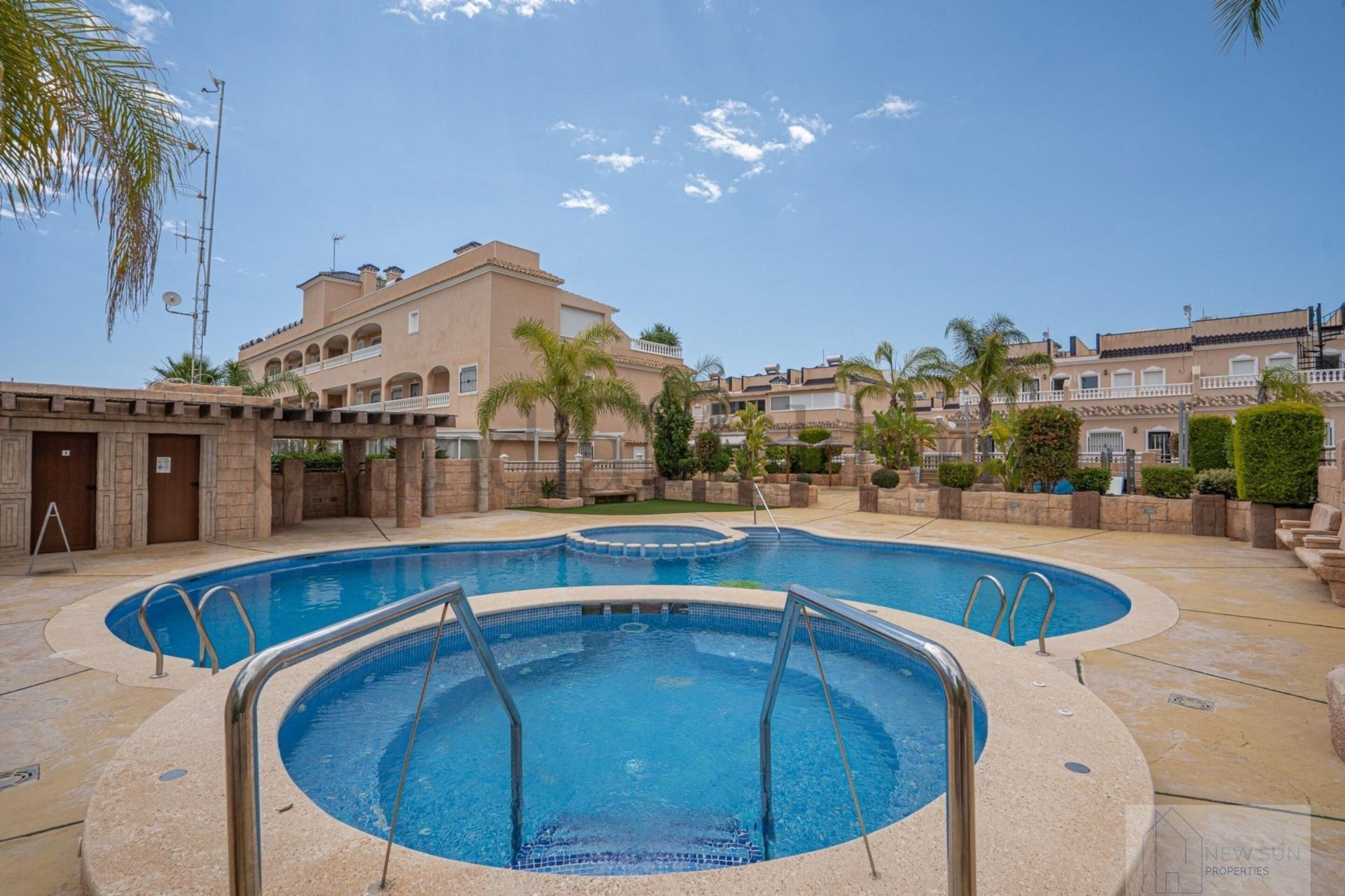 For sale of house in Orihuela Costa