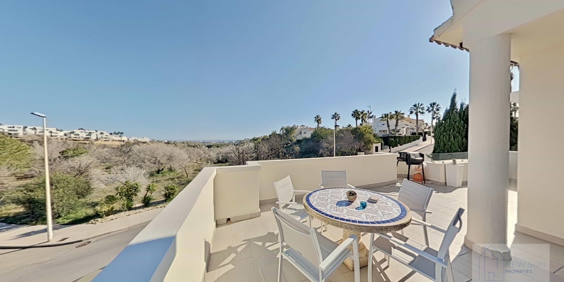 For sale of villa in Orihuela Costa