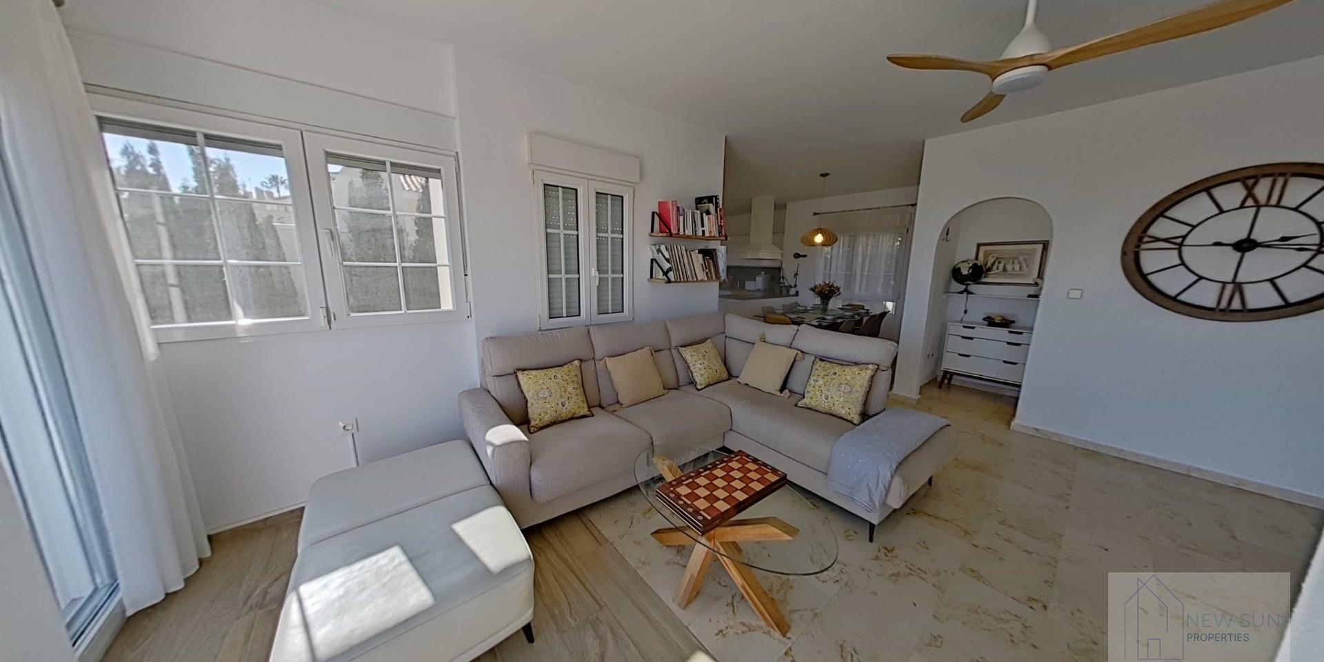 For sale of villa in Orihuela Costa