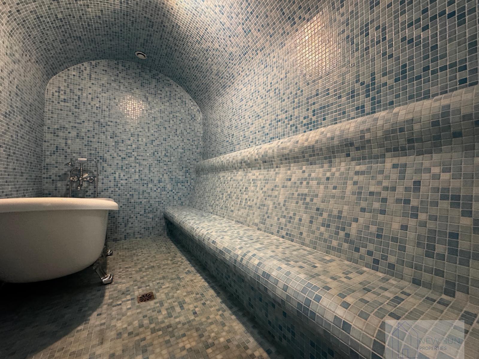 For sale of villa in Orihuela Costa