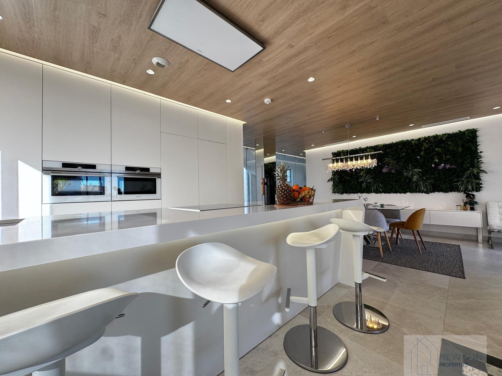 For sale of villa in Orihuela Costa