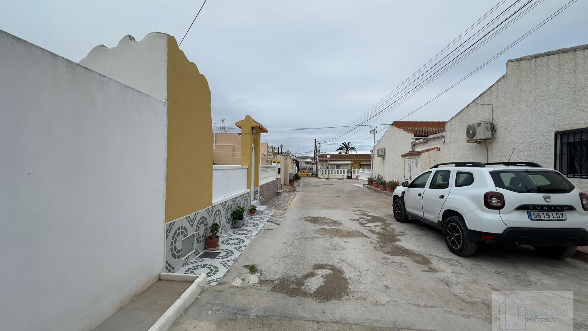 For sale of bungalow in Torrevieja