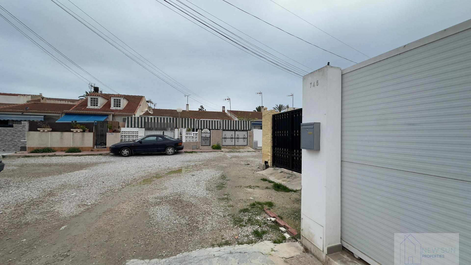 For sale of bungalow in Torrevieja