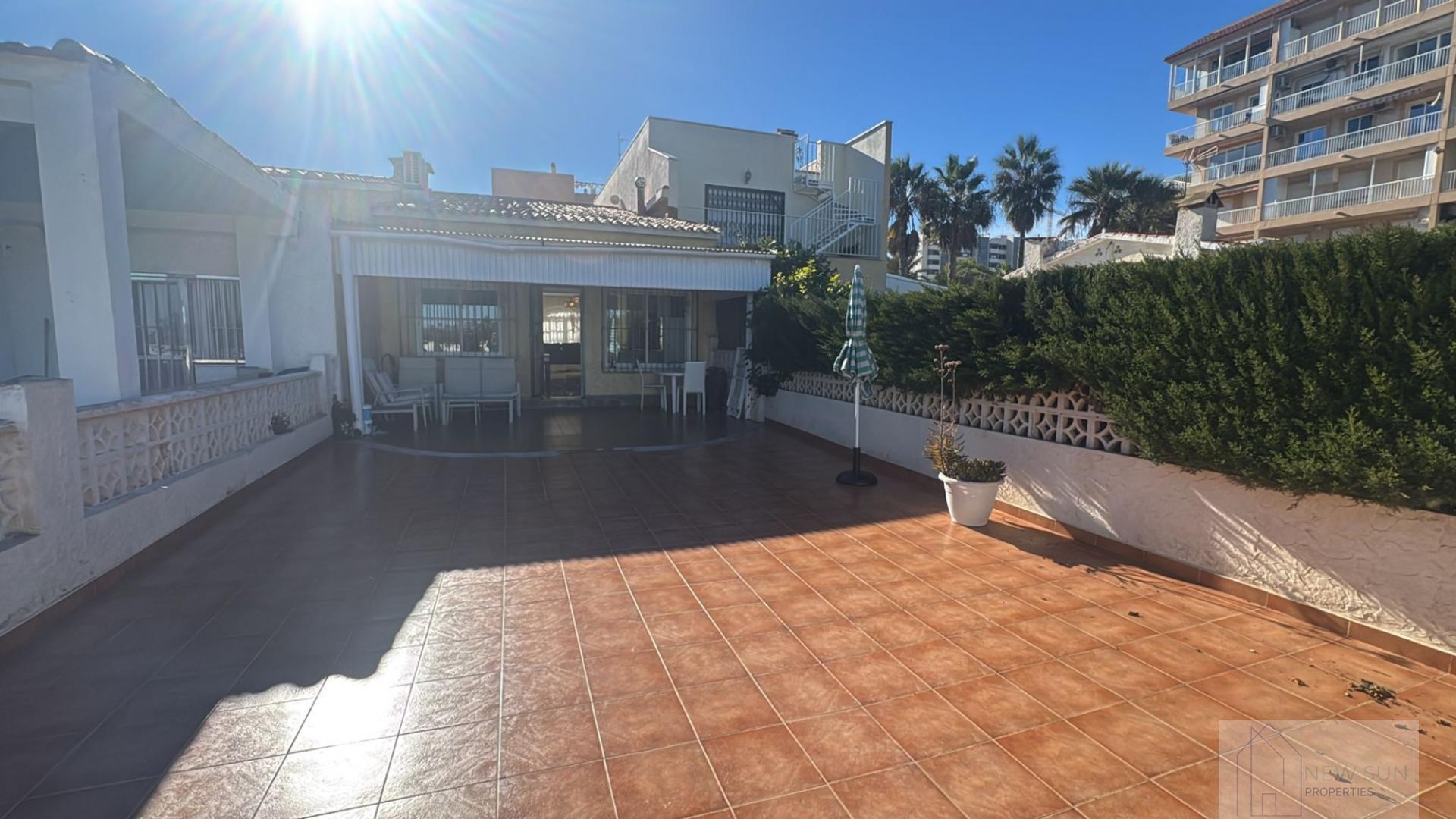 For sale of bungalow in Torrevieja