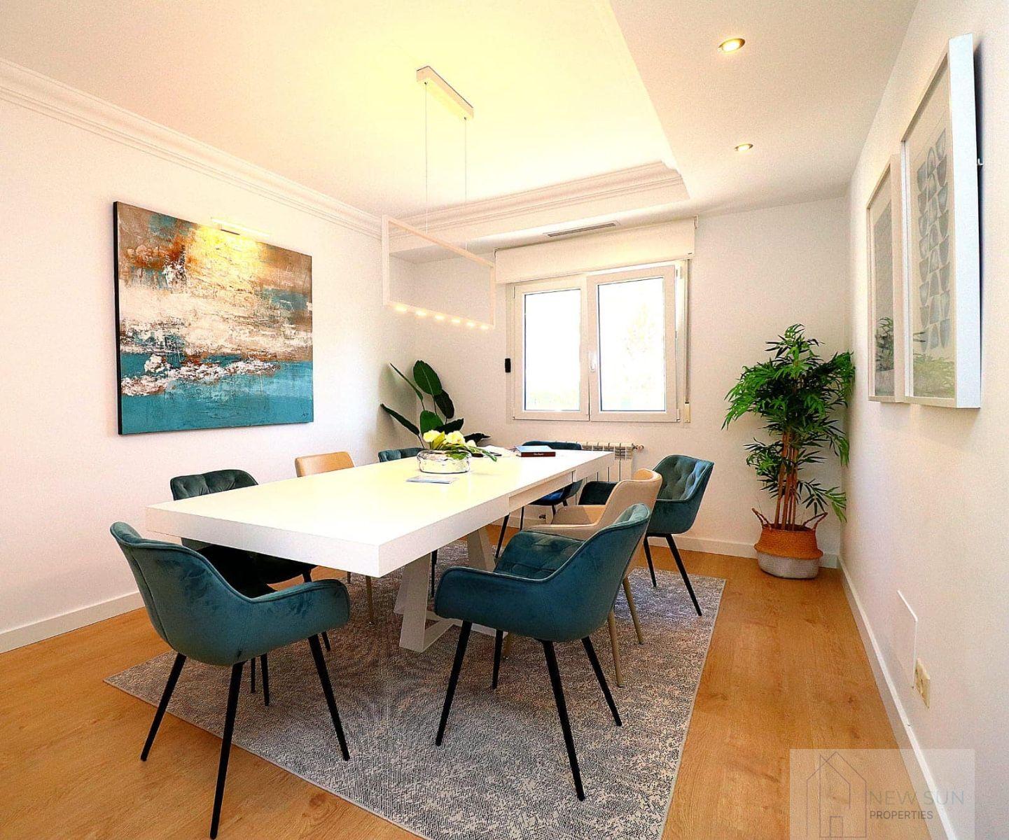 For sale of villa in Orihuela Costa