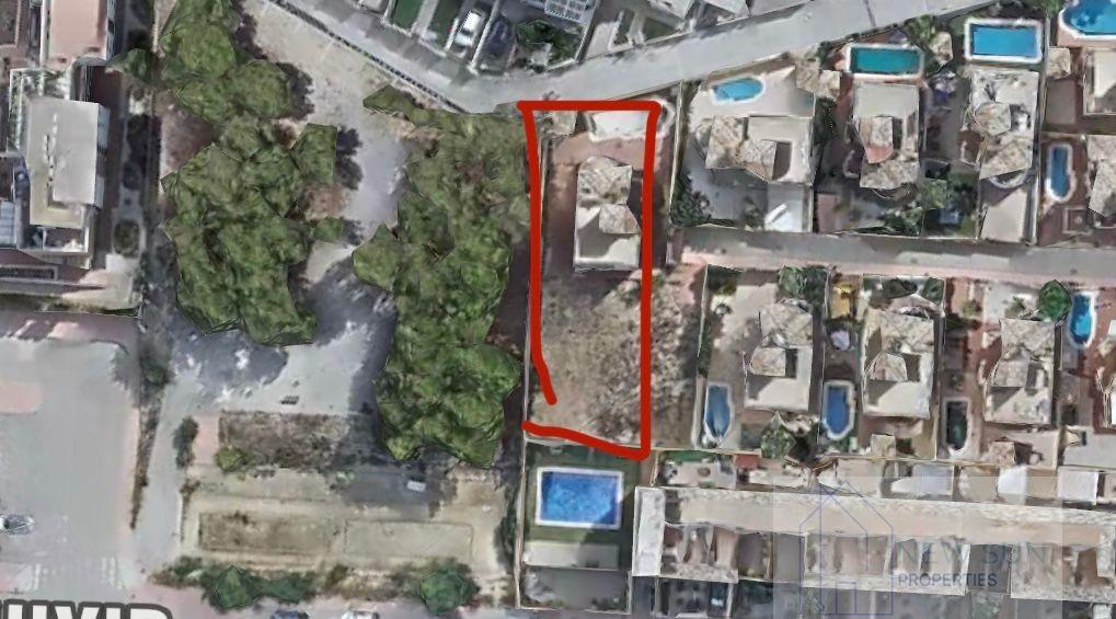 Venta de chalet en Orihuela Costa